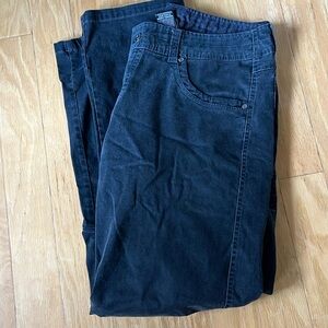 Kuhl Defyr pants size 35x32